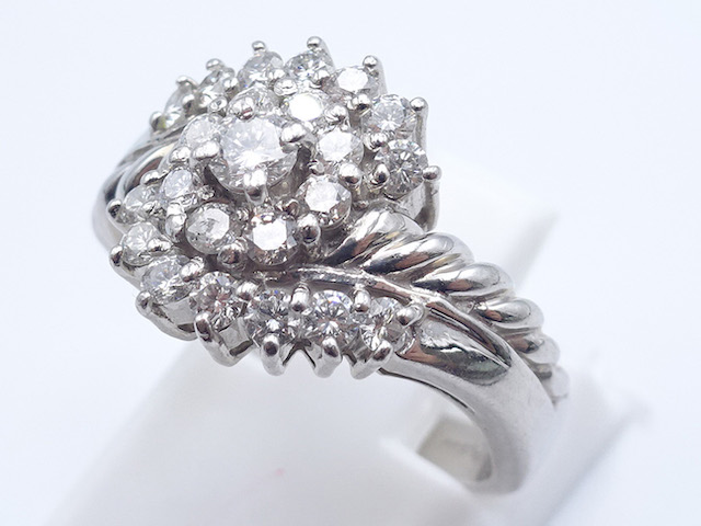 Japanese Kimono / Antique Accessories